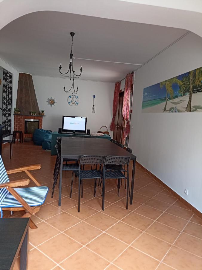 Hostel Vilarade Портиман Екстериор снимка