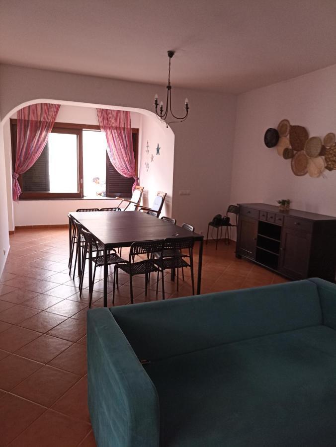 Hostel Vilarade Портиман Екстериор снимка